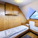 Goral Lodge