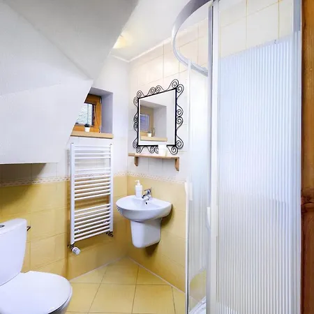 롯지 Goral 예제르스코