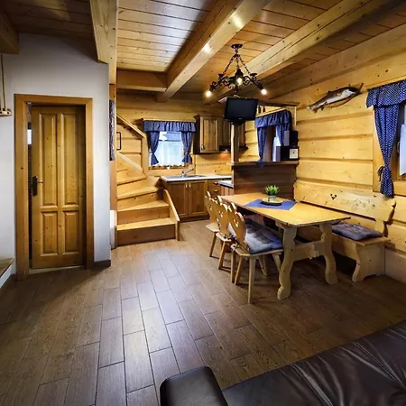 Goral 山林小屋 耶泽尔斯科