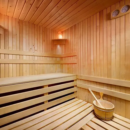 Goral 山林小屋 耶泽尔斯科